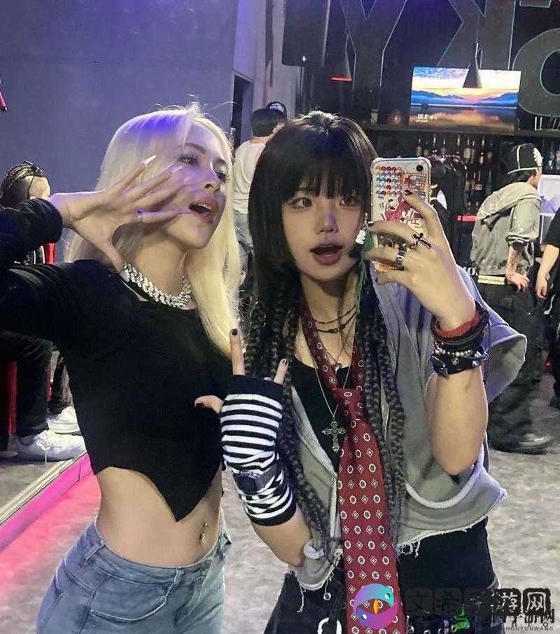 新疆女 RAPPER18 岁欢迎你:开启青春旋律的舞台