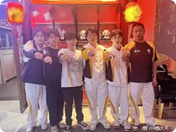 大帅晒军团杯戒指：谢谢大家陪伴，一个短暂但美好的回忆！！