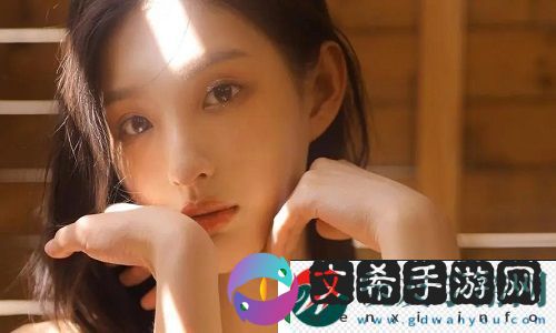 一边下奶一吃敷面膜视频60分钟火了，网友跪服：新时代妈妈范本！！
