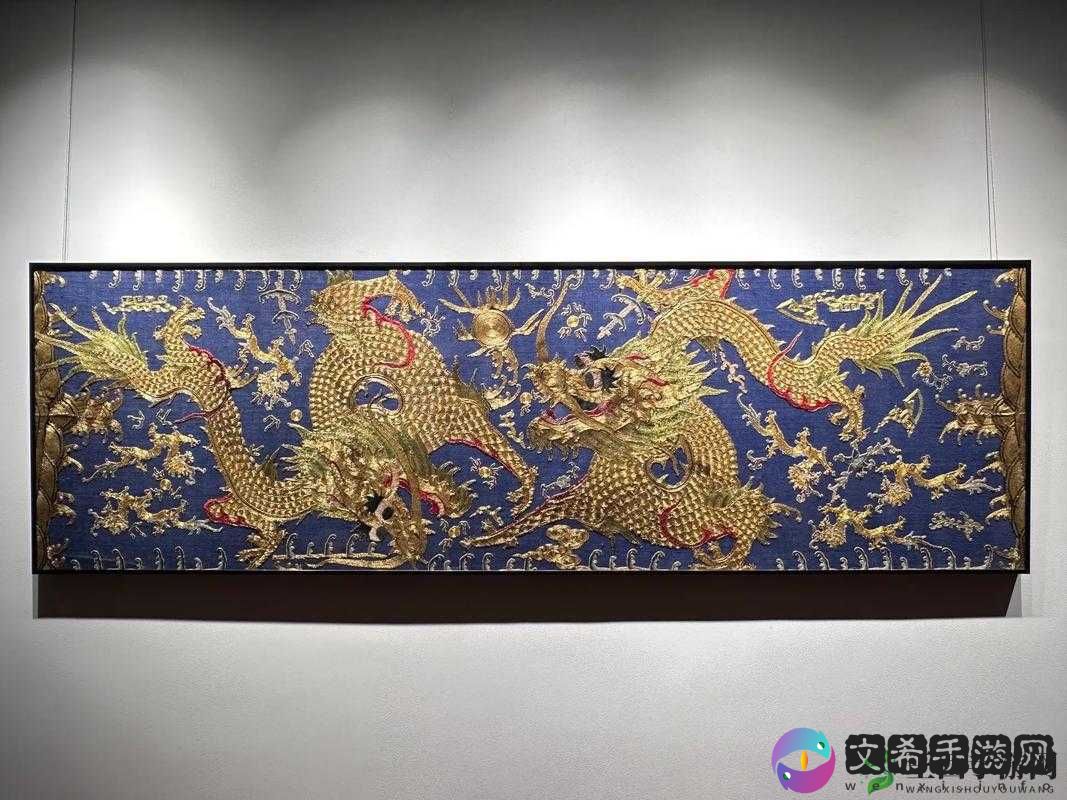 佛帐潮绣凸浮双龙耳帐:精美绝伦的艺术之作