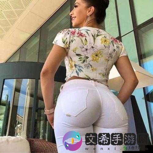 欧洲成人精品 A 片蜜臀:极致诱惑之美