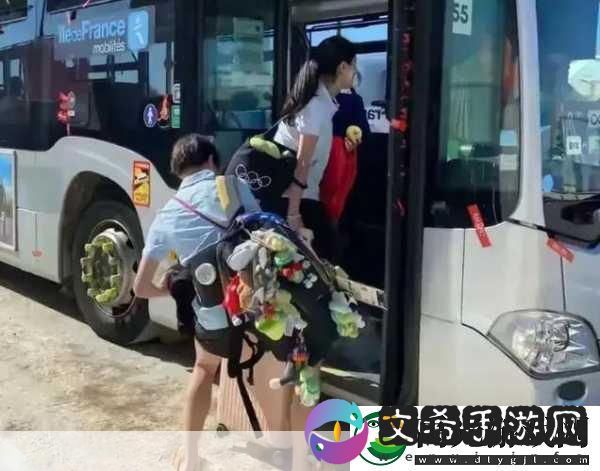 公车上被猛烈的进出