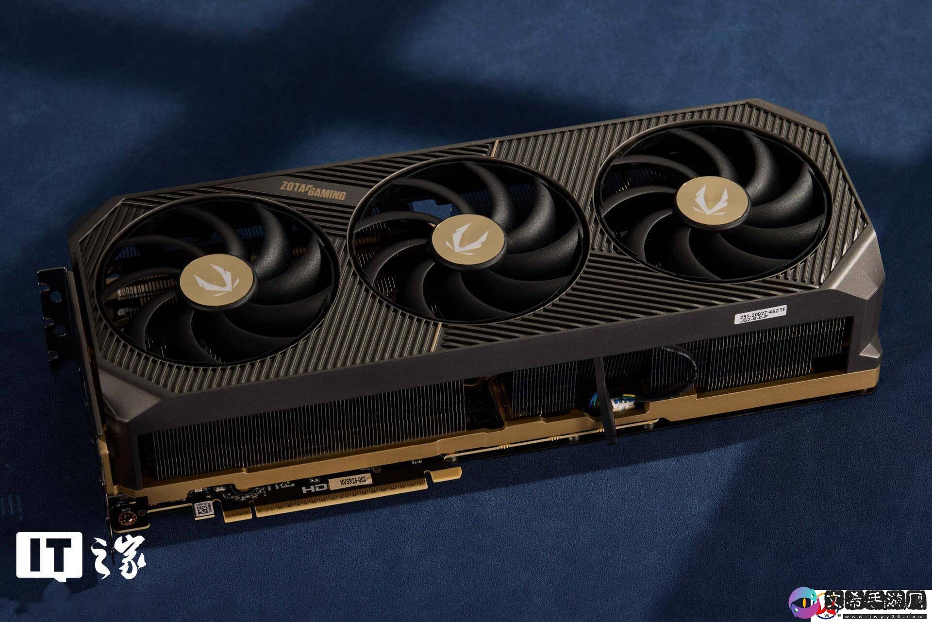 索泰RTX-5080-SOLID-OC显卡图赏：简约外观下的卓越性能体验